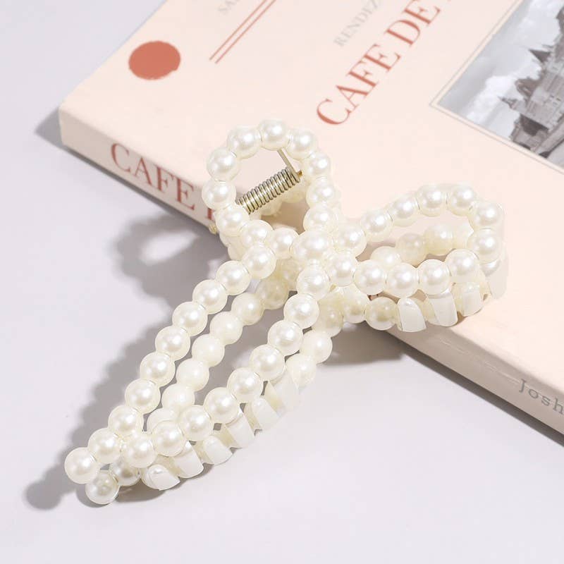 PEARL HAIR CLAW CLIPS | 40H736