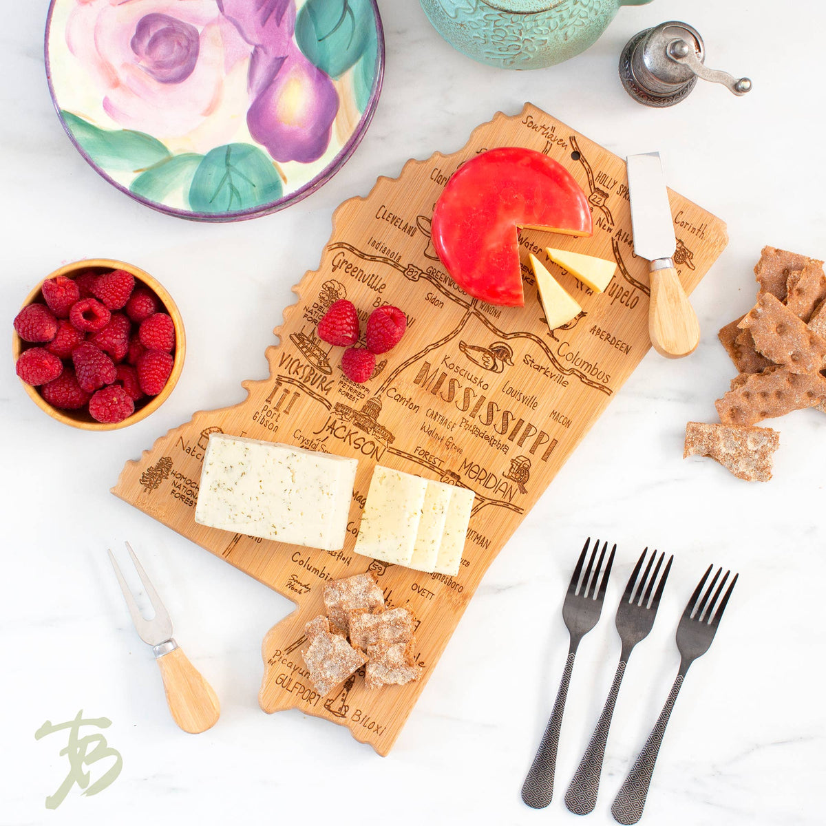 Destination Mississippi Cutting Board with Engraved Artwork