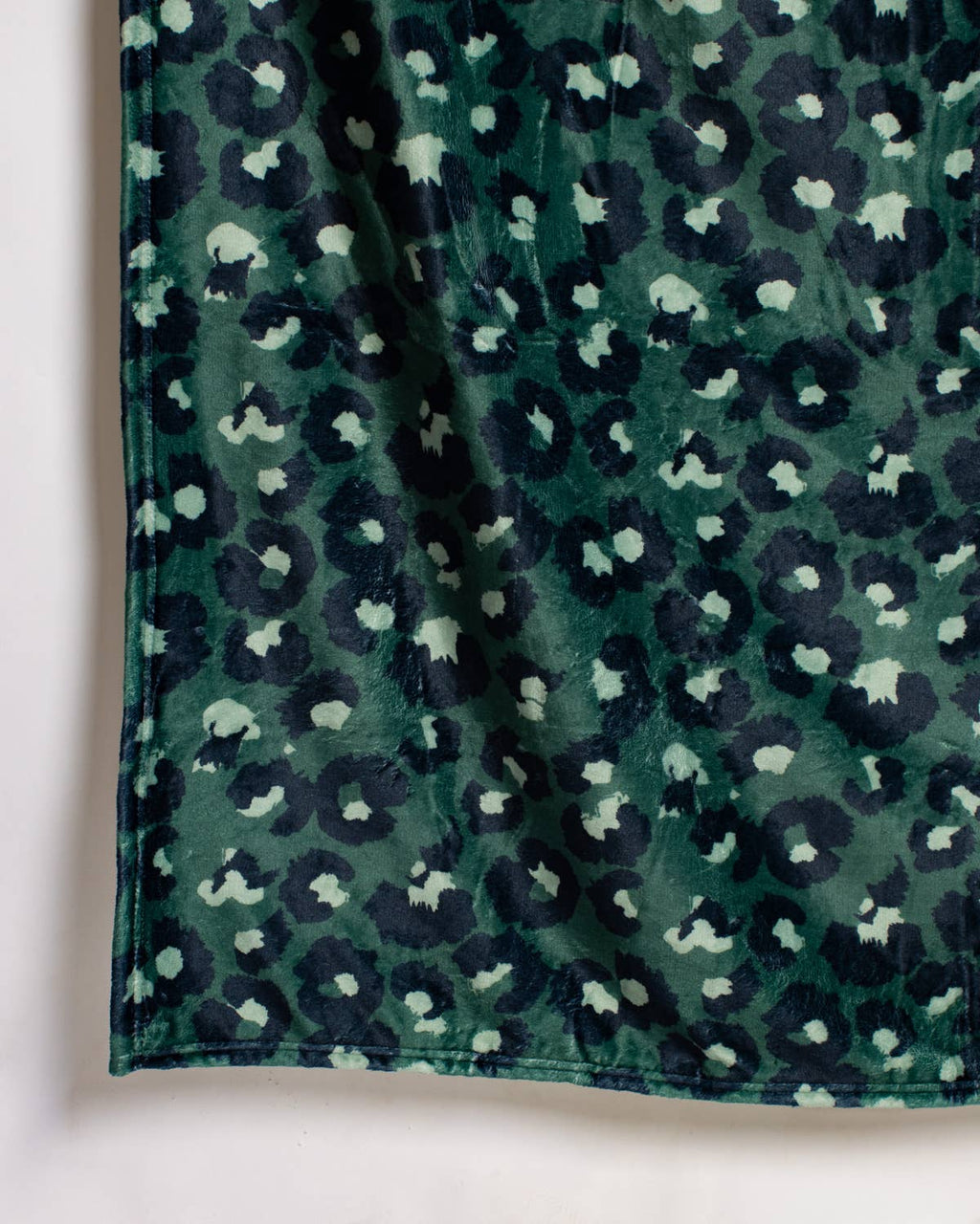 Whitney Throw   Green/Multi   50x60