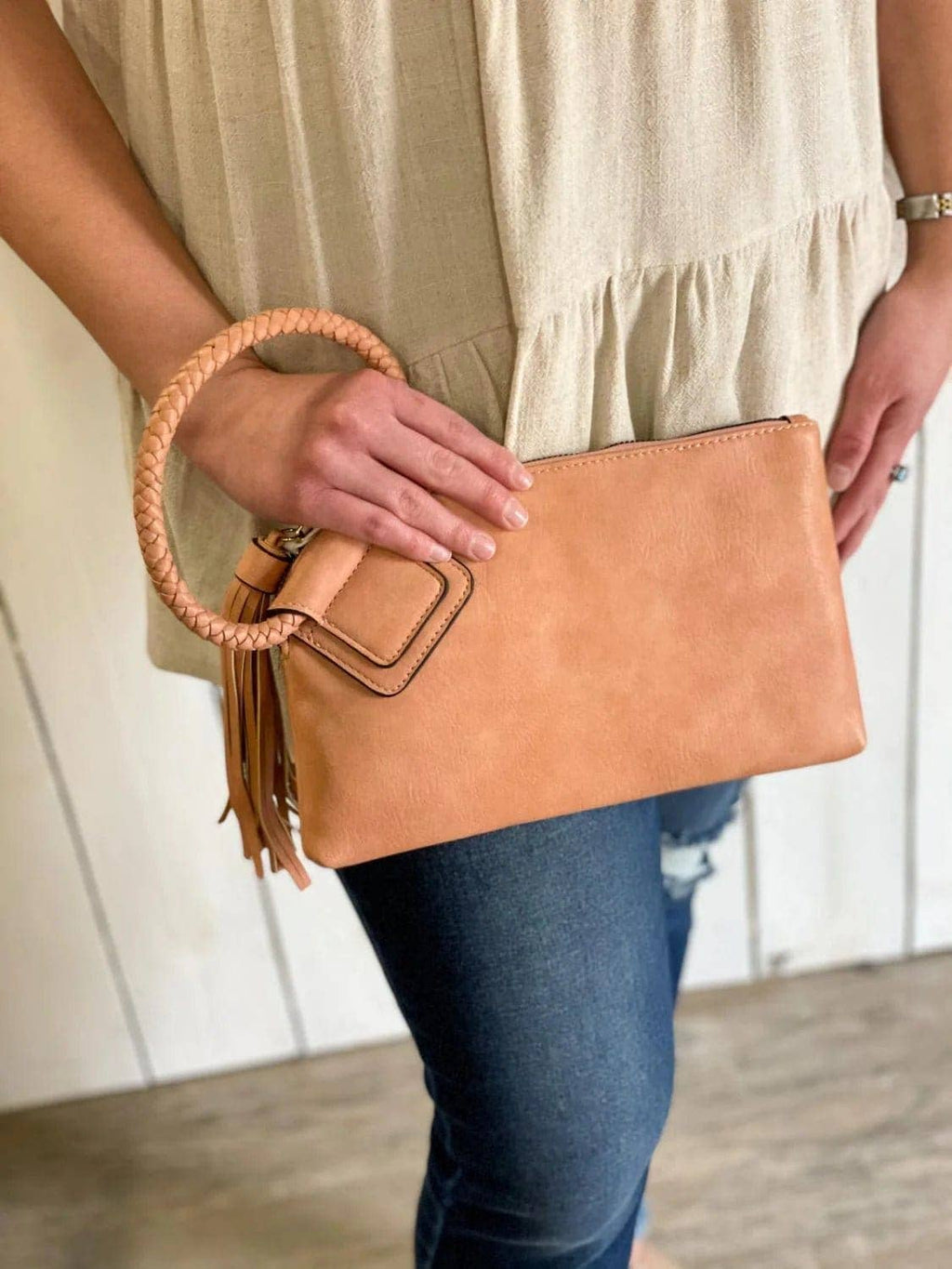 JYM0346 Soft Vegan Leather Wristlet/Clutch