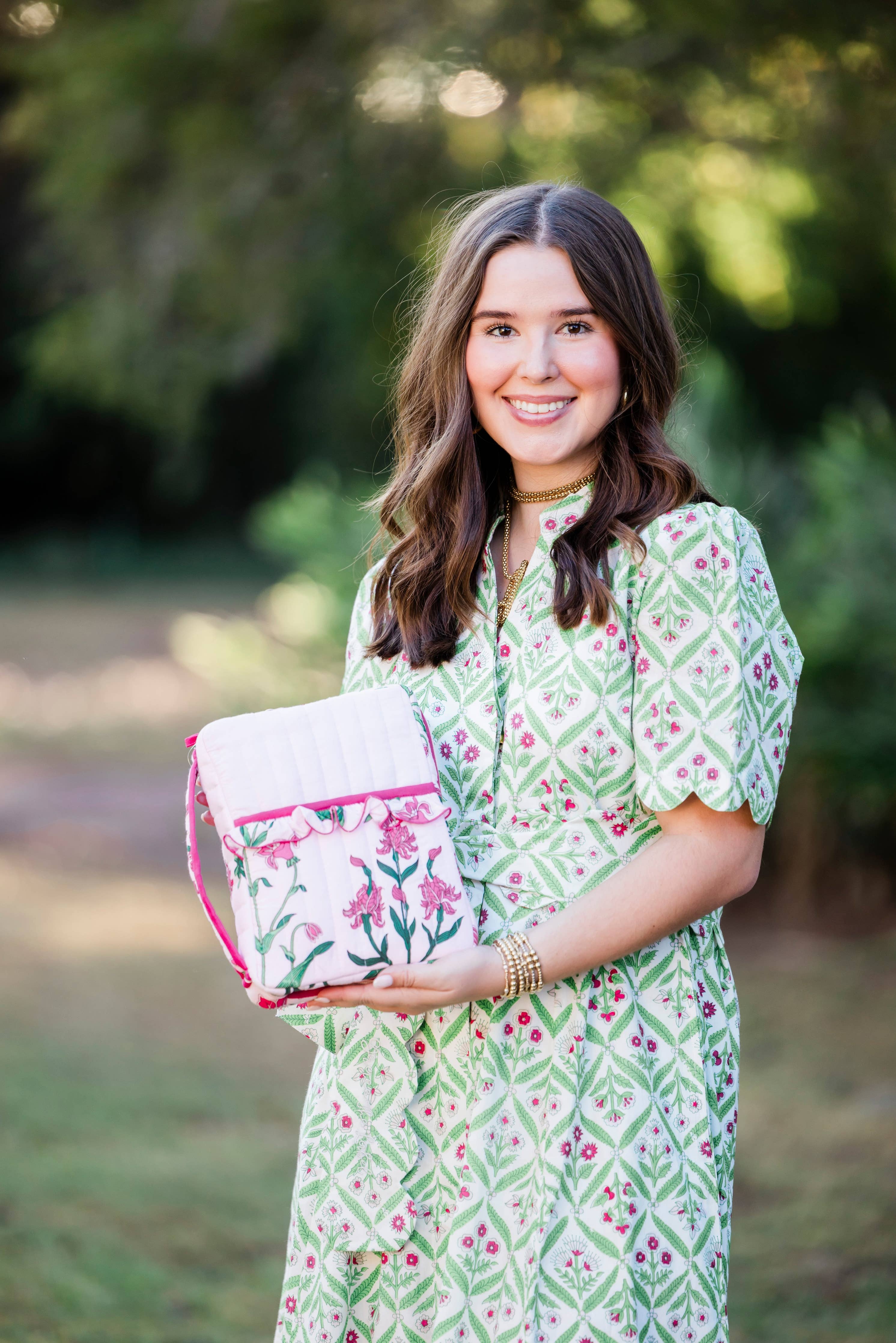 Rose d’Iris Luxe | Quilted Scalloped Bible Cover
